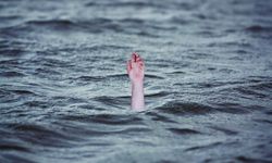 Alanya’da Alman turist denizde boğulma tehlikesi geçirdi