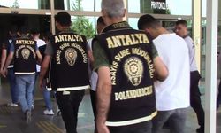 Antalya merkezli 10 ilde 2 milyon TL’lik sanal arkadaşlık sitesi operasyonu