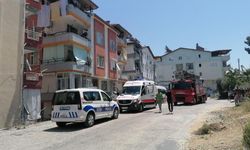 Banyoda saatlerce rehin kaldı