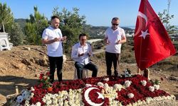 Taburcu olur olmaz  şehidin mezarına gitti