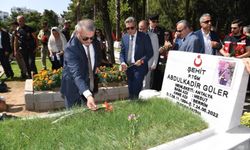 Antalya'da 15 Temmuz şehitleri mezarları başında anıldı