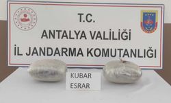 İki otomobilde 3 kilogram uyuşturucu ele geçirildi