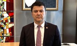 Murat Özçelik: Bakıyorum herkes CHP'ye saldırıyor