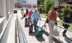 Antalya'da gençlere 5 yıldızlı otel konforunda ücretsiz tatil başladı