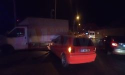Alanya'da otomobil ticari araca çarptı: 1 yaralı