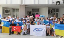 Ukrayna'dan getirilen 40 çocuk Antalya'da yaralarını saracak