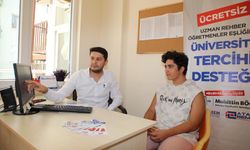 Büyükşehir'den gençlere üniversite tercihinde ücretsiz destek