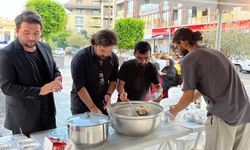Alanya Alperen Ocakları aşure dağıttı
