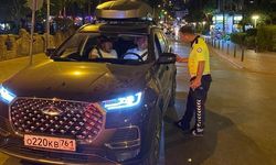Alanya’da bu kez yabancı araç ve sürücülerine ceza yağdı