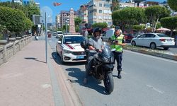 Alanya’da jandarma motosiklet sürücülerini affetmedi 