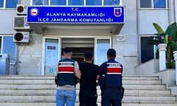 Alanya'da 10 yıl hapisle aranan 1 kişi yakalandı 