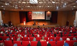 "Filistin ve Biz" konulu konferansta soykırıma dikkat çekildi
