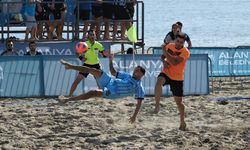 Alanya'da TFF Plaj Futbolu Ligi süper finalleri başladı