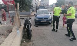 16 yaşındaki sürücü otomobili sollamaya çalışırken yaralandı