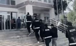 Uslanmaz kalpazanlık çetesi çökertildi