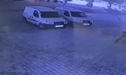 Alanya'da motosiklet hırsızlığı güvenlik kamerasına yansıdı