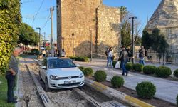 Antalya’da görenleri şaşırtan kaza