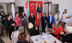 CHP’li kadınlardan Özçelik'e tam destek 