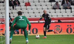 Alanyasporlu Efecan Karaca ligde golle tanışamadı