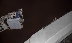 Instagram hikayesi duvarda mahsur bıraktı