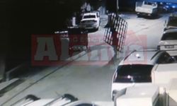 Alanya’da iki kadın bir iş yeri önünden demir baza çaldı!