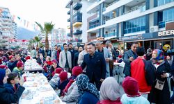 Başkan Yücel’in Mahmutlar iftarında tarihi kalabalık