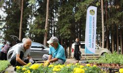 Alanya Belediyesi Ramazan Bayram'ında 31 mezarlıkta çiçek dağıtacak