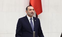 İYİ Parti Antalya Milletvekili Aykut Kaya istifa etti