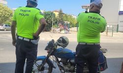 Ticari araçla motosiklet çarpıştı: İki yaralı var
