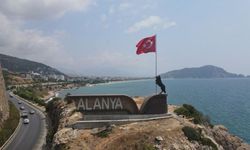 Alanya’da ‘BOZKURT’ gerilimi