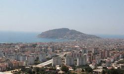 Alanya'da fırsat alarmı ve kriz uyarısı bir arada