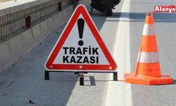Alanya’da otomobil ile motosiklet çarpıştı: 2 yaralı