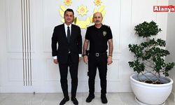 Kaymakam Öztürk’ten yeni müdüre ziyaret