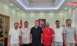 Kaymakam Öztürk’e ziyaretçi akını