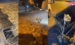 Alanya'da düşen mazgal tehlike saçıyor