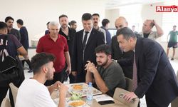 Kaymakam Öztürk üniversitelilerle bir araya geldi