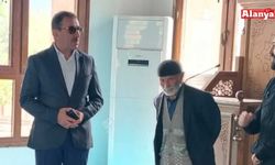 Müftü Seven cami ve lojmanları teslim aldı