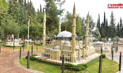 81 ildeki eserler minyatürleriyle sergileniyor