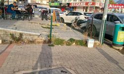 Alanya'da yayalara tel çit engeli