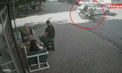 Kaldırıma çarpmaktan kıl payı kurtuldu