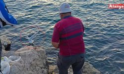 Bunu da gördük! Oltaya balık yerine martı takıldı