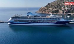 Alanya'ya kruvaziyerle 23 bin turist geldi