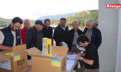 Üreticiye yapışkan tuzak desteği