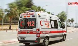 Alanya'da otomobil yayaya çarptı: 1 yaralı