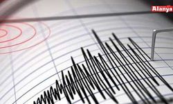 Gece saatlerinde deprem! Alanya'dan da hissedildi
