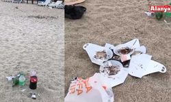 Alanya'da eğlence bitti, çöpleri kaldı!