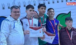 Bilek Güresi Şampiyonası’nda Alanya’yı gururlandırdı