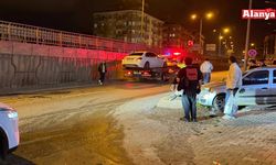 Alanya’da takla atan otomobilin sürücüsü yaralandı