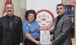 Hüseyin Gök mazbatasını aldı