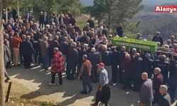 Ali Akkaya'nın babası son yolculuğuna uğurlandı